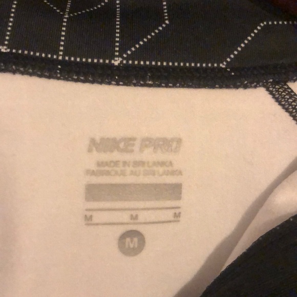 NIKE PRO LONG SLEEVE 3/4 ZIP FRONT JACKET - Picture 4 of 4